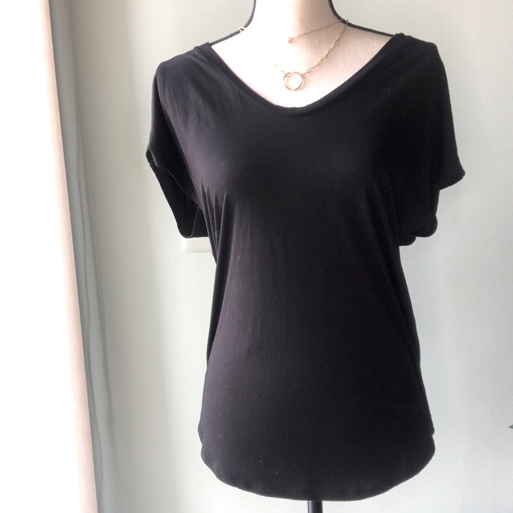 GAP tee
